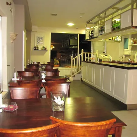 米加尔酒店 克尤