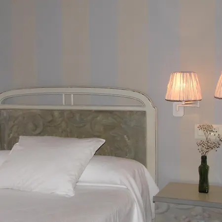 米加尔酒店 克尤